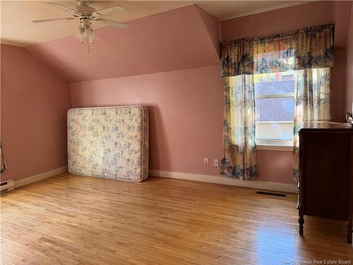 25 Park St, Edmundston, NB 
