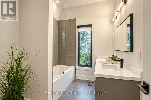152 Sheldon Avenue, Toronto, ON 