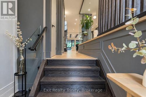 152 Sheldon Avenue, Toronto, ON 