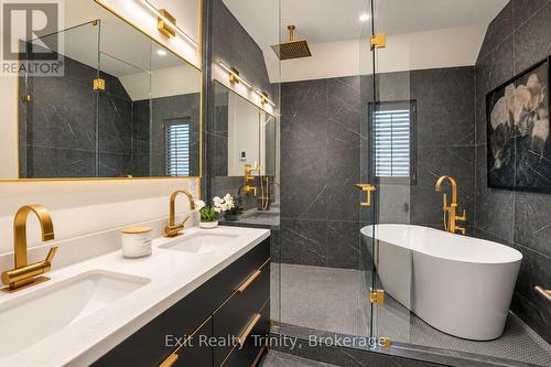 152 Sheldon Avenue, Toronto, ON 