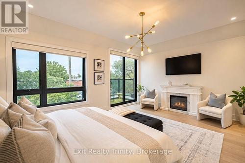 152 Sheldon Avenue, Toronto, ON 