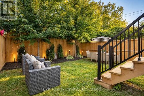 152 Sheldon Avenue, Toronto, ON 