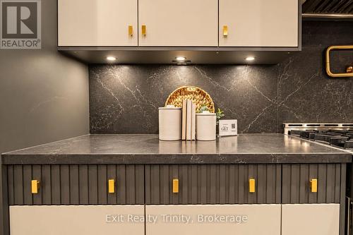152 Sheldon Avenue, Toronto, ON 