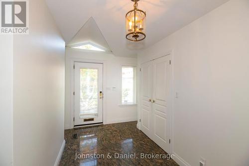 901 Duplex Avenue, Toronto, ON 