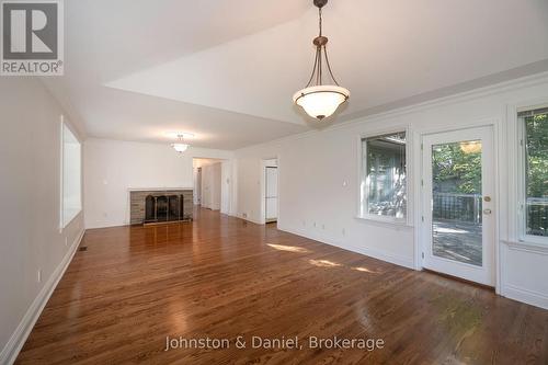 901 Duplex Avenue, Toronto, ON 