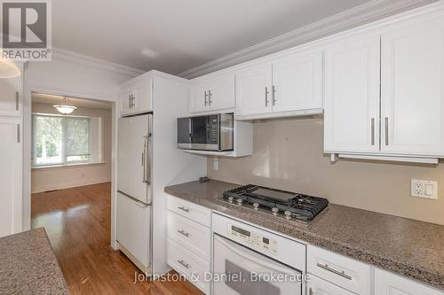 901 Duplex Avenue, Toronto, ON 