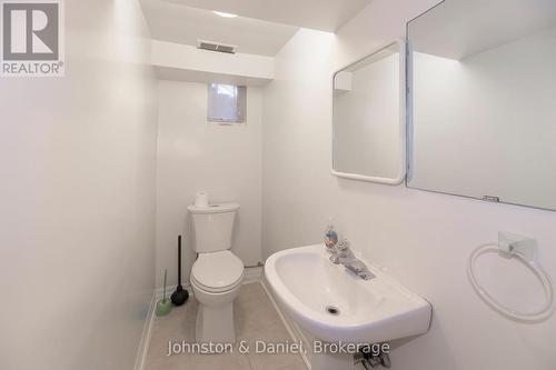 901 Duplex Avenue, Toronto, ON 
