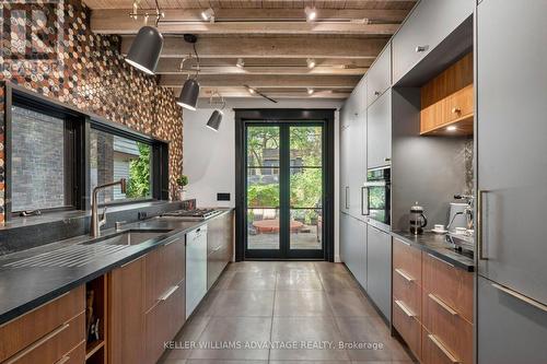 84 Kingsmount Park Road, Toronto, ON 