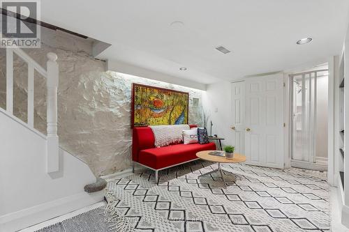 84 Kingsmount Park Road, Toronto, ON 