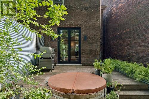 84 Kingsmount Park Road, Toronto, ON 