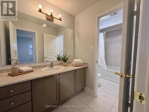 2nd Floor Bathroom - 1268 Blencowe Crescent, Newmarket, ON 