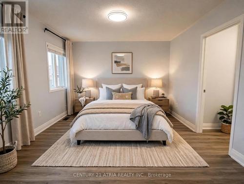 Primary Bedroom with Walk-in Closet & Ensuite Bath - 1268 Blencowe Crescent, Newmarket, ON 