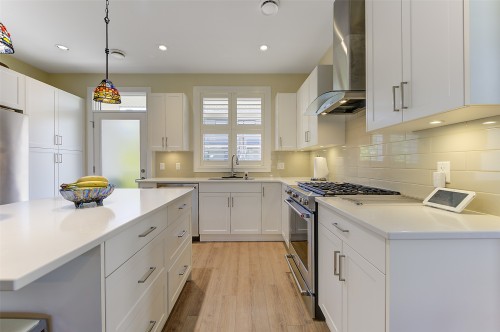 25-1102 Cameron Avenue, Kelowna, BC 