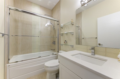25-1102 Cameron Avenue, Kelowna, BC 
