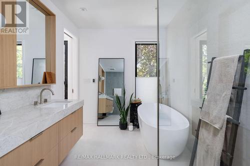 41 Fallingbrook Road, Toronto, ON 