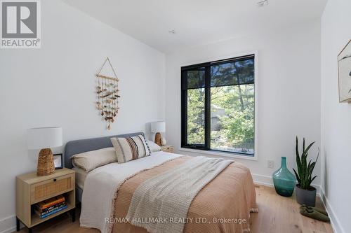 41 Fallingbrook Road, Toronto, ON 
