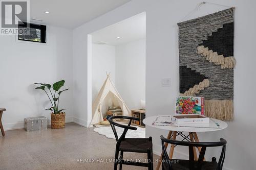 41 Fallingbrook Road, Toronto, ON 