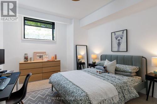 41 Fallingbrook Road, Toronto, ON 