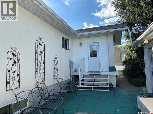 1546 Athabasca Street W, Moose Jaw, SK 