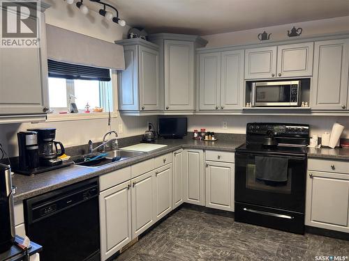 1546 Athabasca Street W, Moose Jaw, SK 