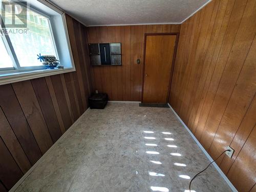 15 Magpie Rd, Wawa, ON 
