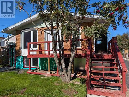 15 Magpie Rd, Wawa, ON 