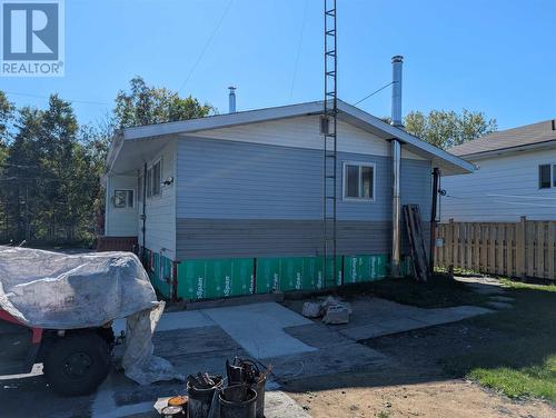 15 Magpie Rd, Wawa, ON 