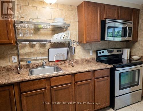 Lower Unit Kitchen - 176 Oakridge Boulevard, Ottawa, ON 