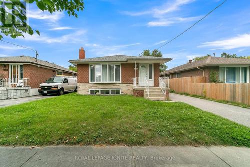 MAIN - 117 CABOT STREET , Oshawa, Ontario L1J 5R8 2