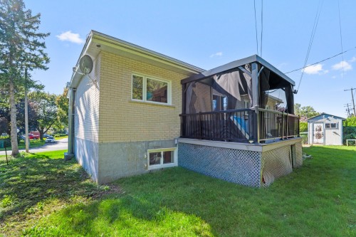 Courtyard - 29 Rue Marcel, Saint-Eustache, QC 