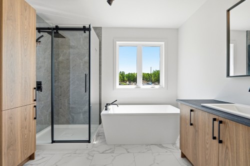 Salle de bains - 403 Rue Sylvestre, Saint-Simon, QC 