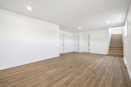 Salle familiale - 403 Rue Sylvestre, Saint-Simon, QC 