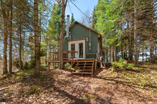 Atelier - 7005 Imp. Du Lac-Carré, Sainte-Agathe-Des-Monts, QC 