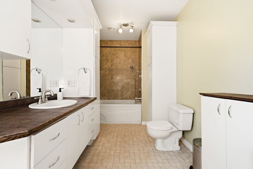 Salle de bains - 1664 Rue Du Pont, Saint-Lambert-De-Lauzon, QC 