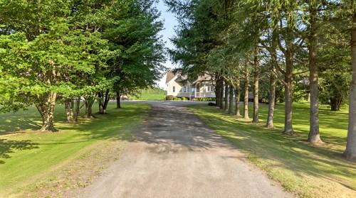 Cour - 1664 Rue Du Pont, Saint-Lambert-De-Lauzon, QC 