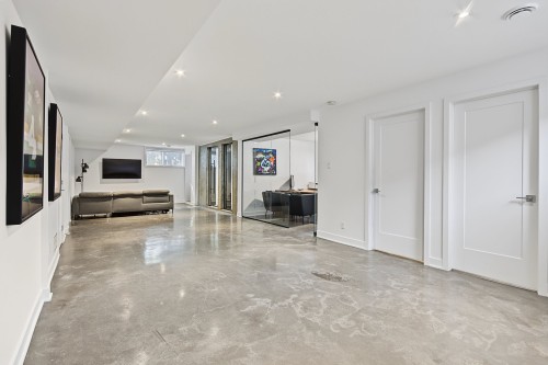 Salle familiale - 768 Rue Gaulin, Saint-Jean-Sur-Richelieu, QC 