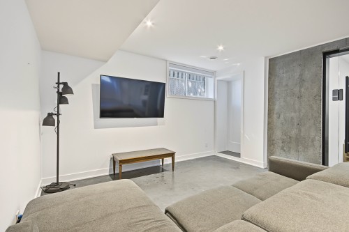 Salle familiale - 768 Rue Gaulin, Saint-Jean-Sur-Richelieu, QC 