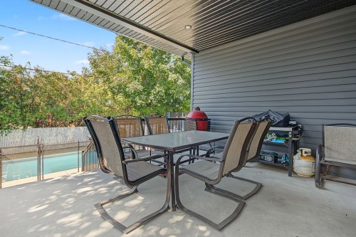 Terrasse - 768 Rue Gaulin, Saint-Jean-Sur-Richelieu, QC 