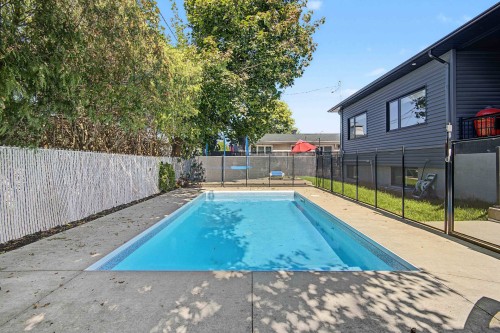 Piscine - 768 Rue Gaulin, Saint-Jean-Sur-Richelieu, QC 