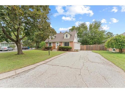 4050 Eden Drive, Windsor, ON 