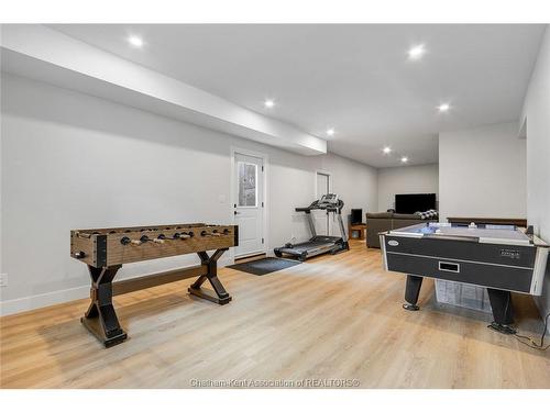 42 Rosewood Crescent, Chatham, ON 
