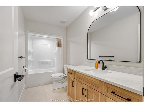 42 Rosewood Crescent, Chatham, ON 