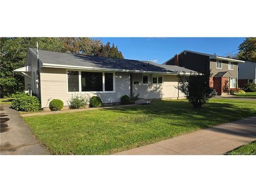 209 Dickson Blvd, Moncton, NB 