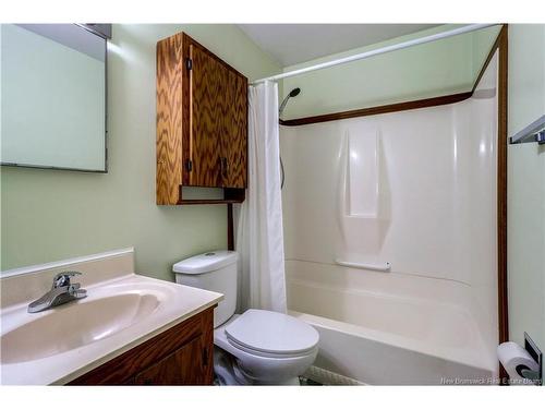 111 Mcgregor Brook Rd, Roachville, NB 