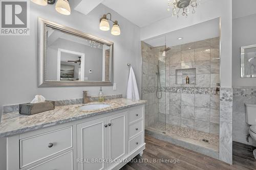 4 Piece Ensuite - 20417 Centre Street, East Gwillimbury, ON 