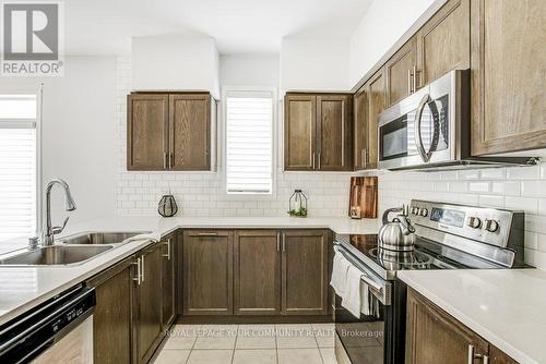 16 Don Hadden Crescent, Brock, ON 