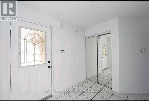 UPPER - 24 HAYLOFT COURT , Brampton, Ontario L6X 4R7 4
