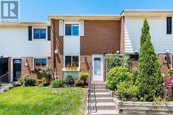 2097 MARINE DRIVE Oakville, ON L6L 1B8