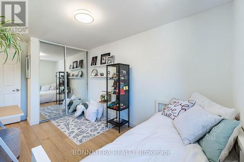 2097 Marine Drive, Oakville, ON 