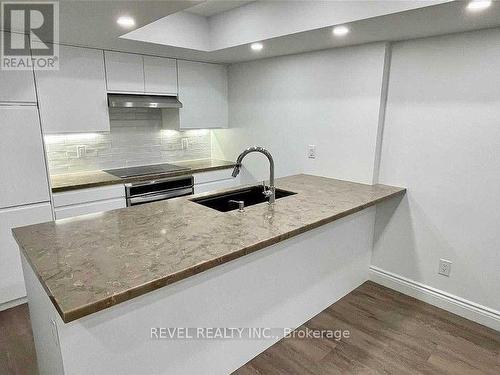B - 48 LANSDOWNE AVENUE , Toronto, Ontario M6K 2V8 2